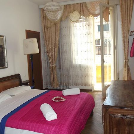 Ca'Barbaria Hotel Venesia Ruang foto