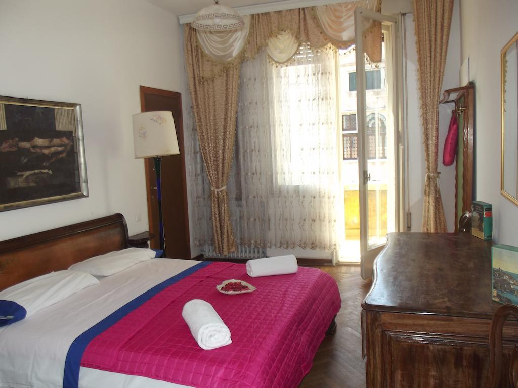 Ca'Barbaria Hotel Venesia Ruang foto